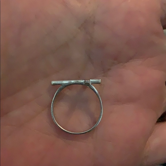 Cross ring, sterling silver, Size 6. - Picture 2 of 2